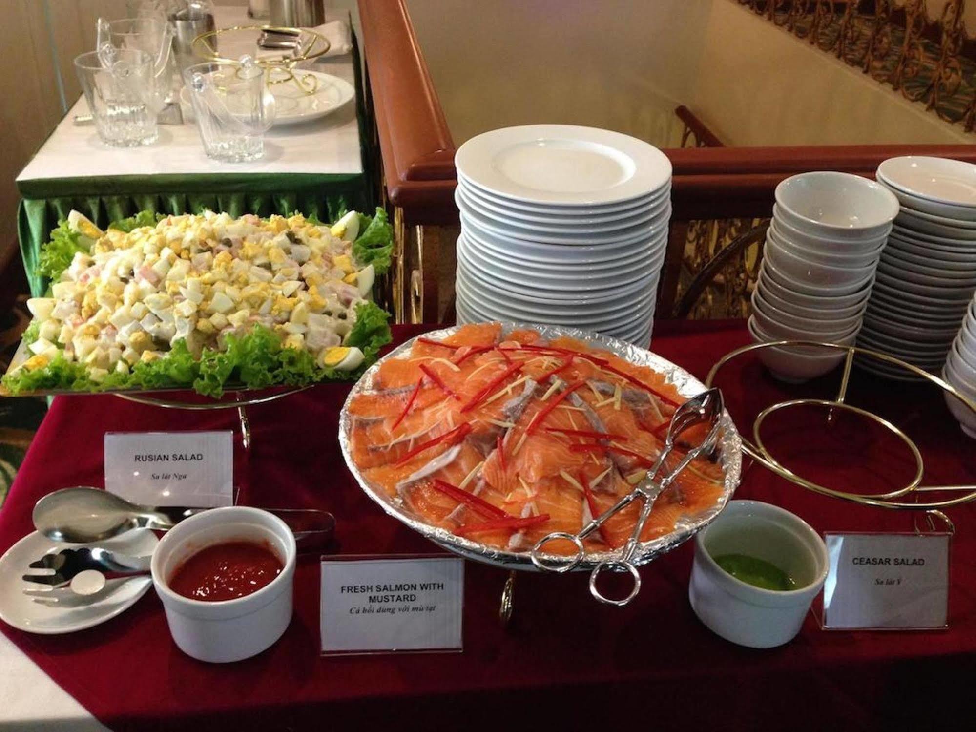 Green Park Hotel Hanoï Extérieur photo